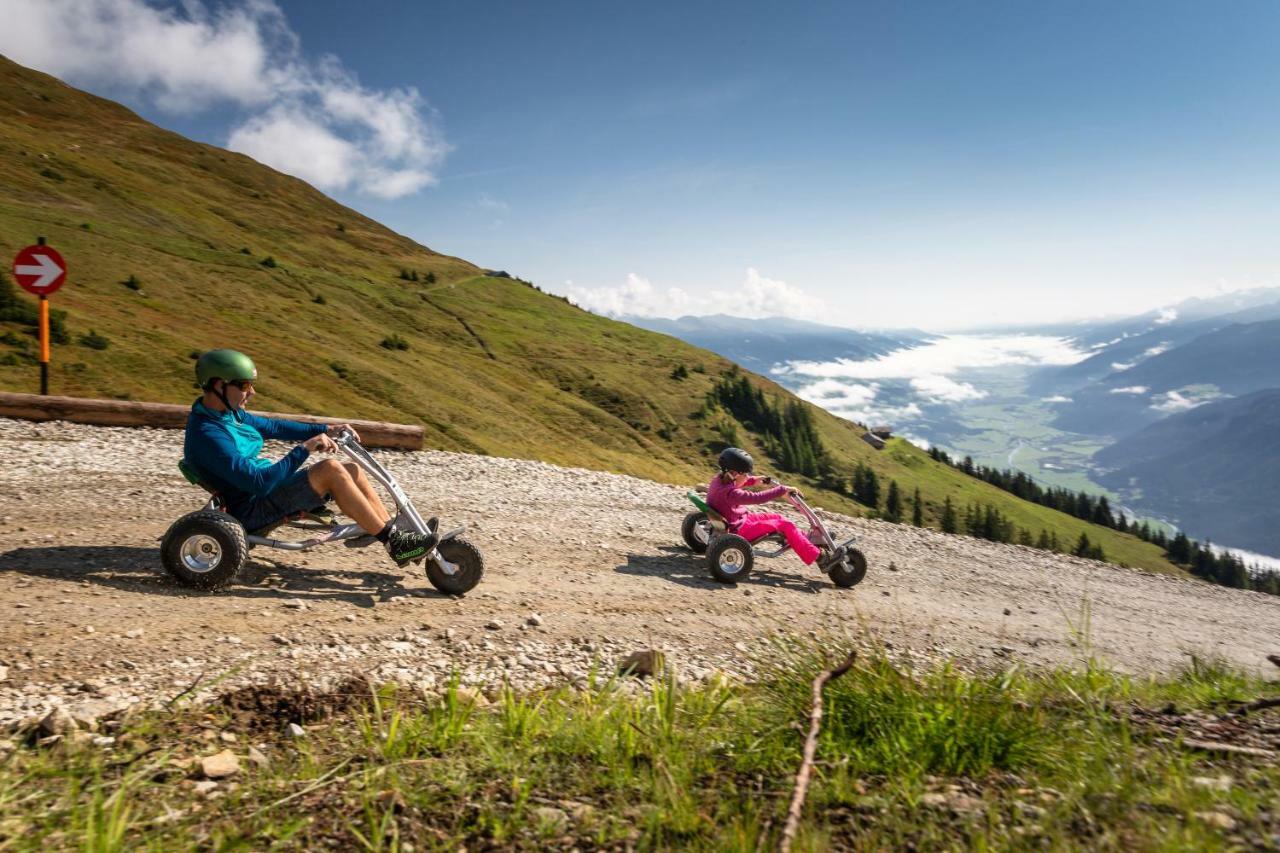 Wanderhotel Kirchner Bramberg am Wildkogel Eksteriør bilde